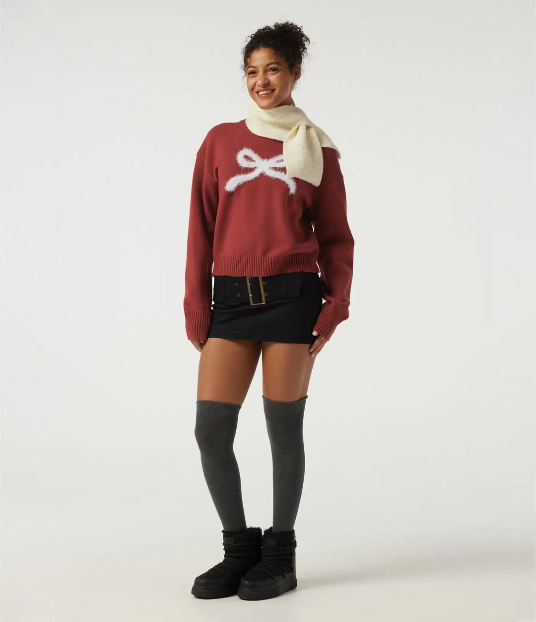 Round Neck Drop Shoulder Long Sleeve Bow Casual Sweater