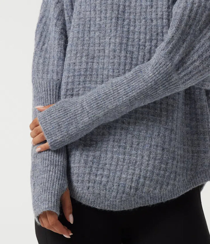 Long Sleeve Curved Hem Casual Sweater with Thumbholes