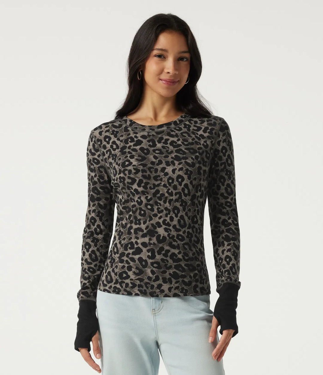 Round Neck Leopard Print Long Sleeve Casual T-Shirt with Thumbholes