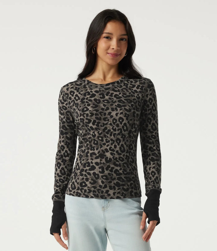 Round Neck Leopard Print Long Sleeve Casual T-Shirt with Thumbholes