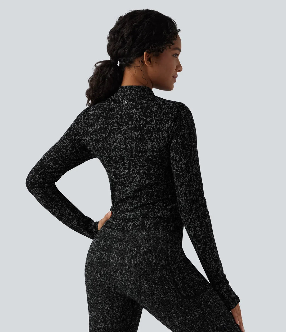 OneForm Seamless Flow Zipper Long Sleeve Thumb Hole Yoga Jacket