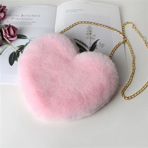 Fluffy heart-shaped bag with gold chain