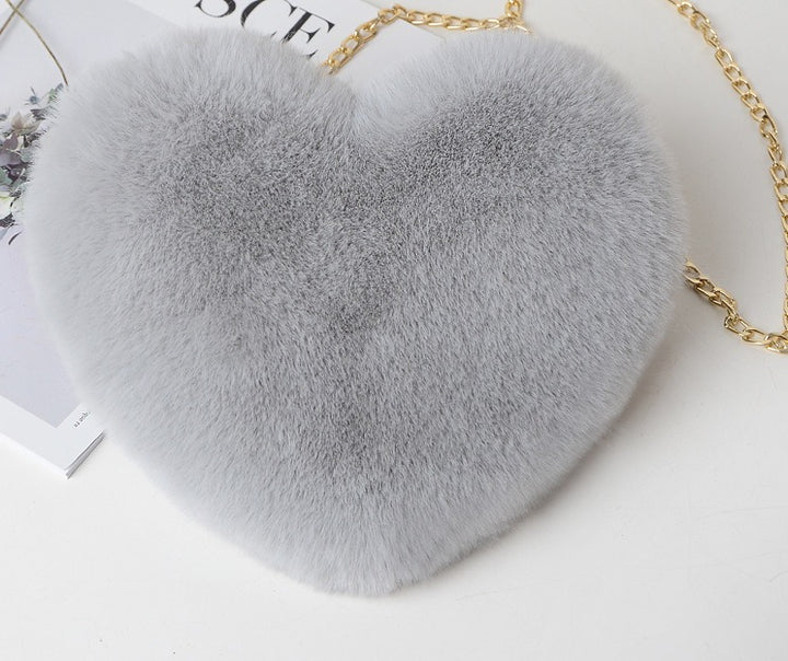 Fluffy heart-shaped bag with gold chain