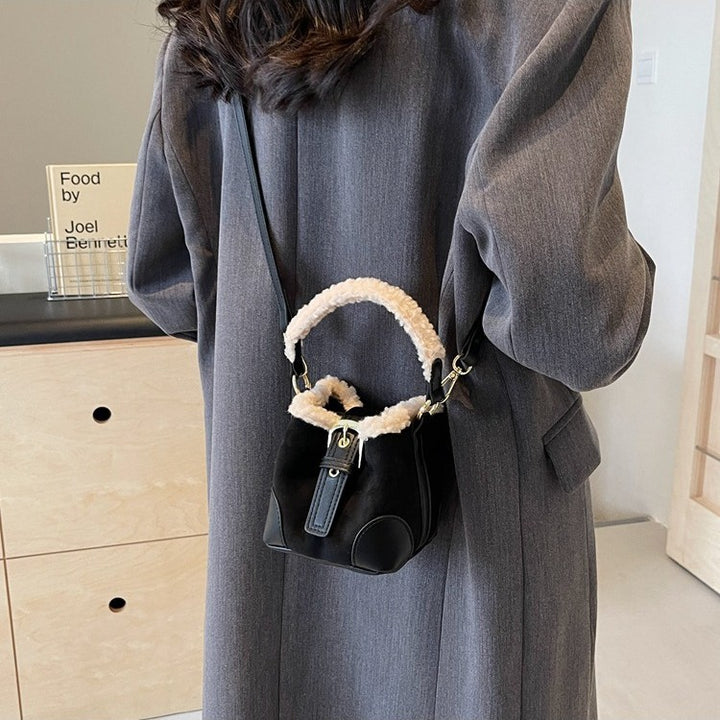 Small fluffy bucket crossbody bag